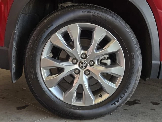 2025 Toyota Highlander - Image 5 of 12