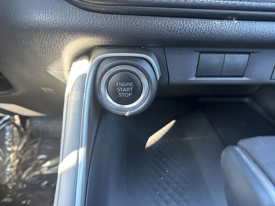 2025 Toyota Highlander - Image 23 of 31