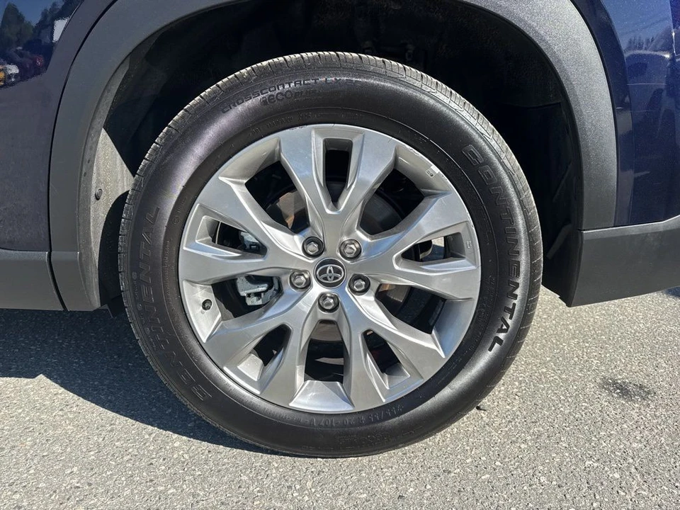 2025 Toyota Highlander - Image 31 of 31