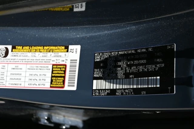 2025 Toyota Highlander - Image 21 of 21