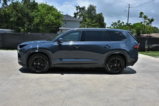 2025 Toyota Highlander - Image 6 of 21