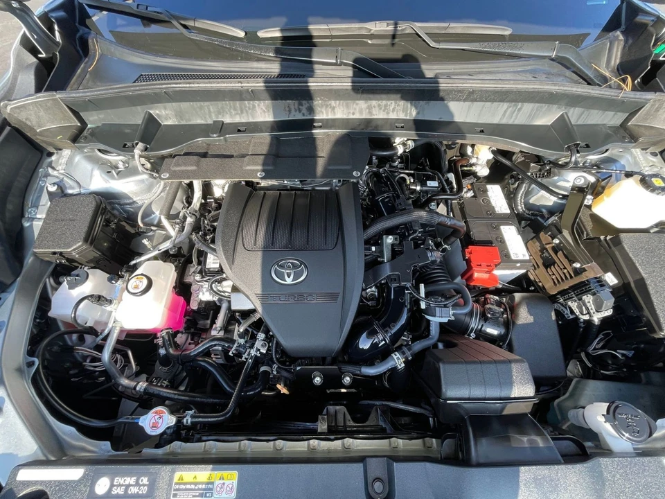 2025 Toyota Highlander - Image 30 of 31