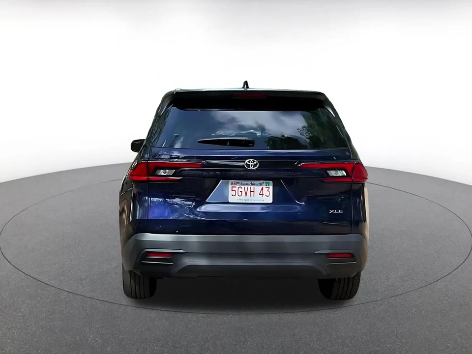 2025 Toyota - Image 12 of 31