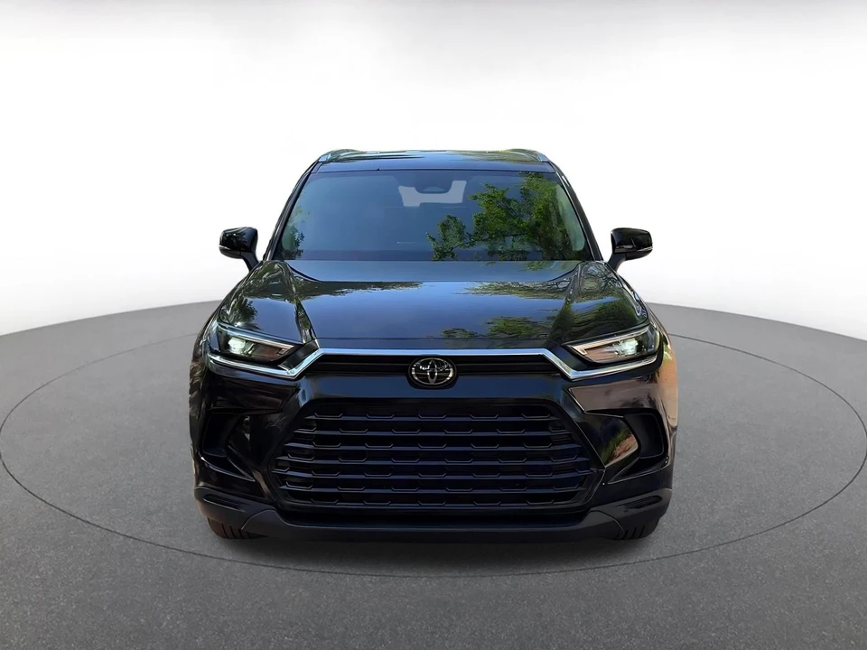 2025 Toyota Highlander - Image 4 of 31