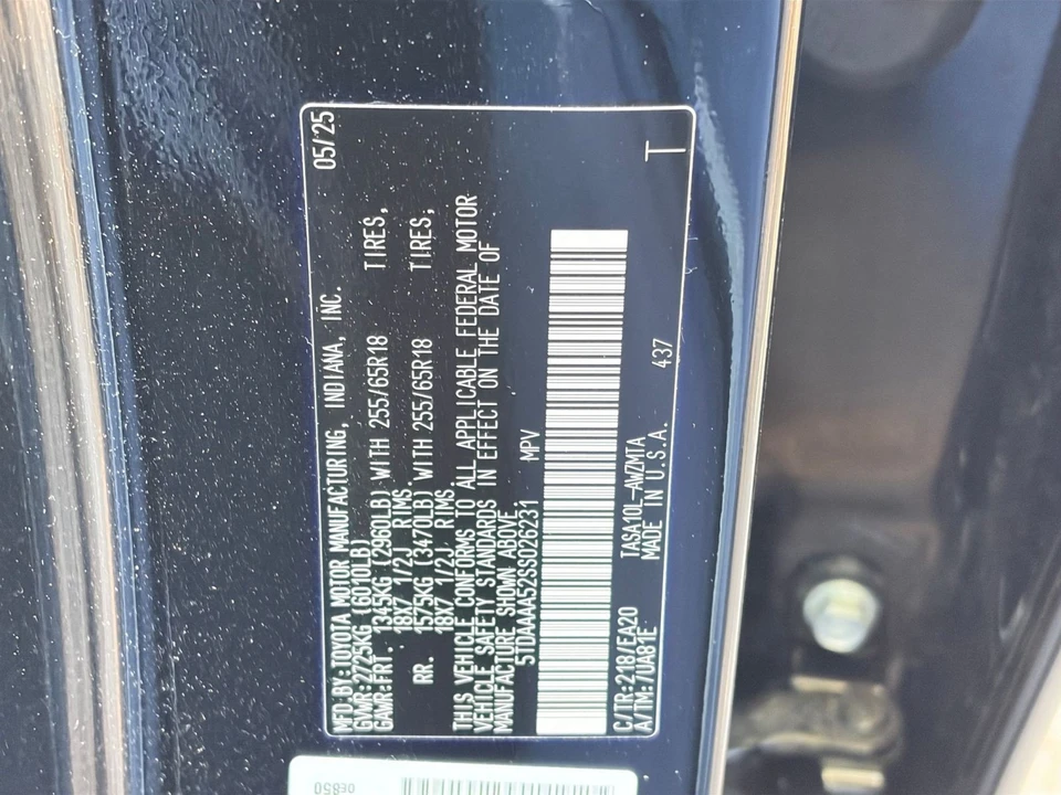 2025 Toyota Highlander - Image 26 of 31