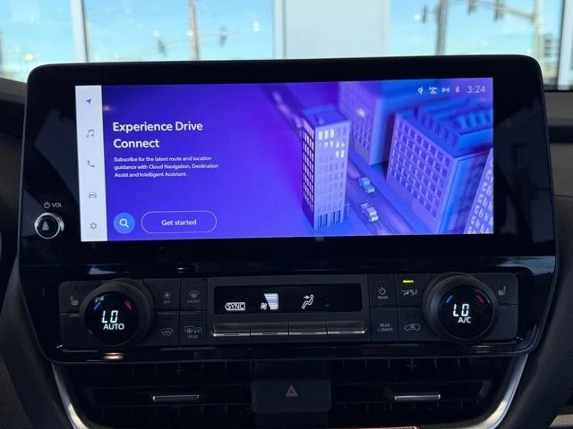 2025 Toyota Highlander - Image 27 of 31