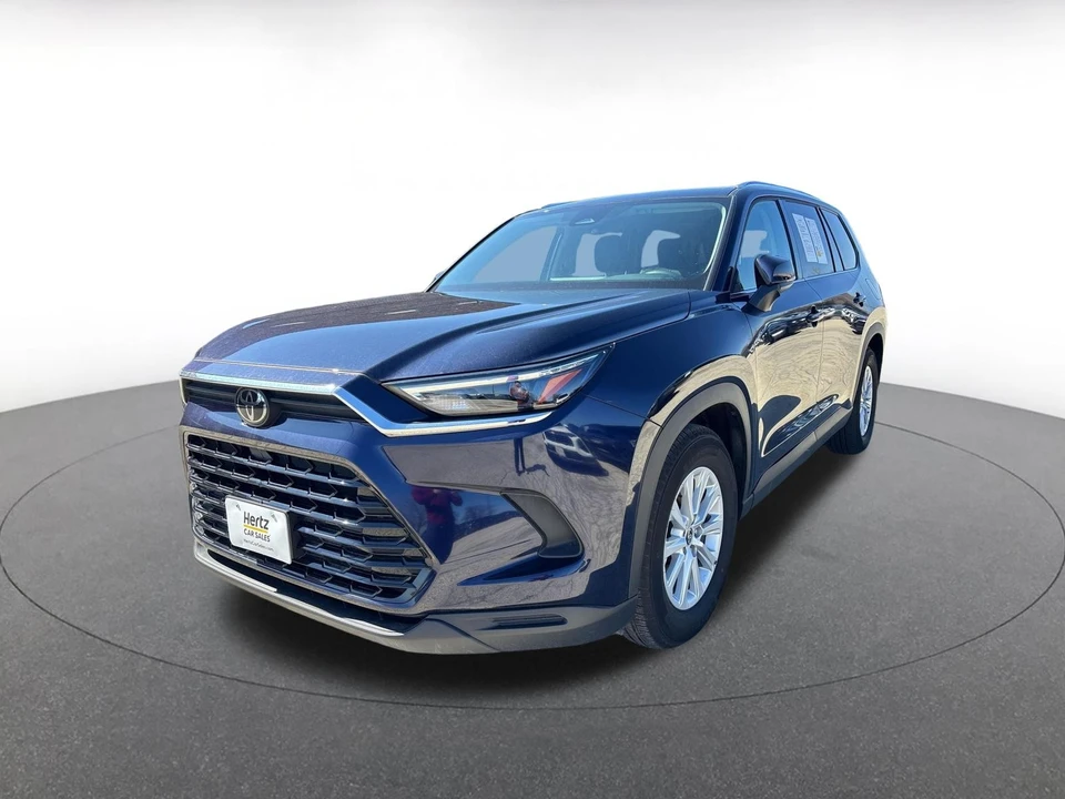 2025 Toyota Highlander - Image 3 of 6