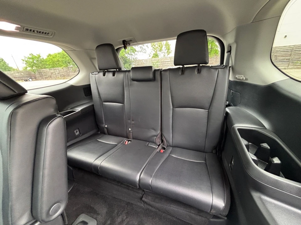 2025 Toyota - Image 28 of 31