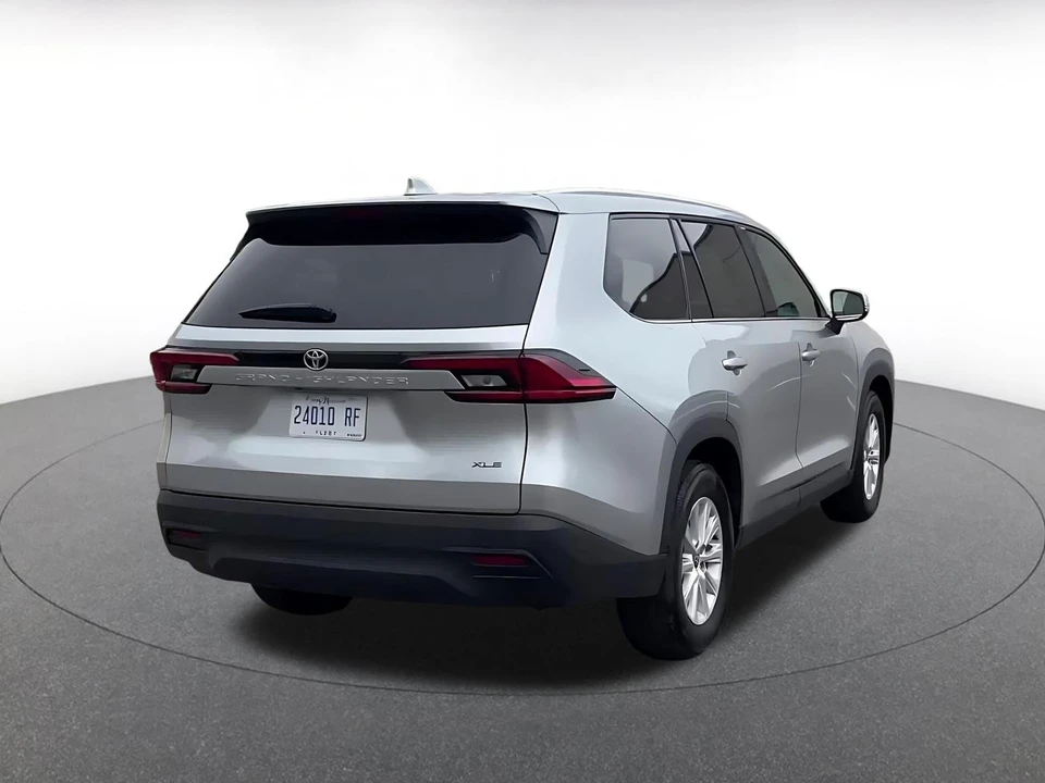 2025 Toyota - Image 14 of 31