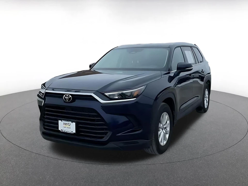 2025 Toyota Highlander - Image 5 of 31