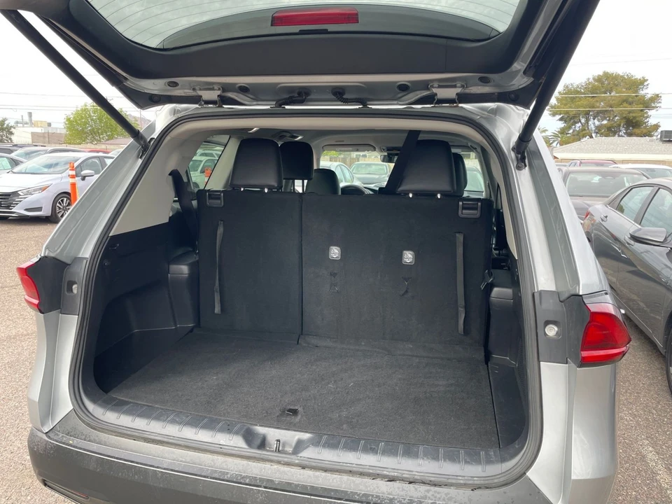 2025 Toyota Highlander - Image 28 of 31