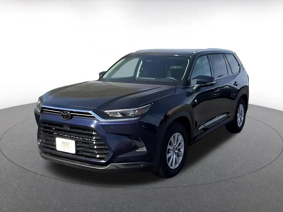 2025 Toyota Highlander - Image 5 of 31