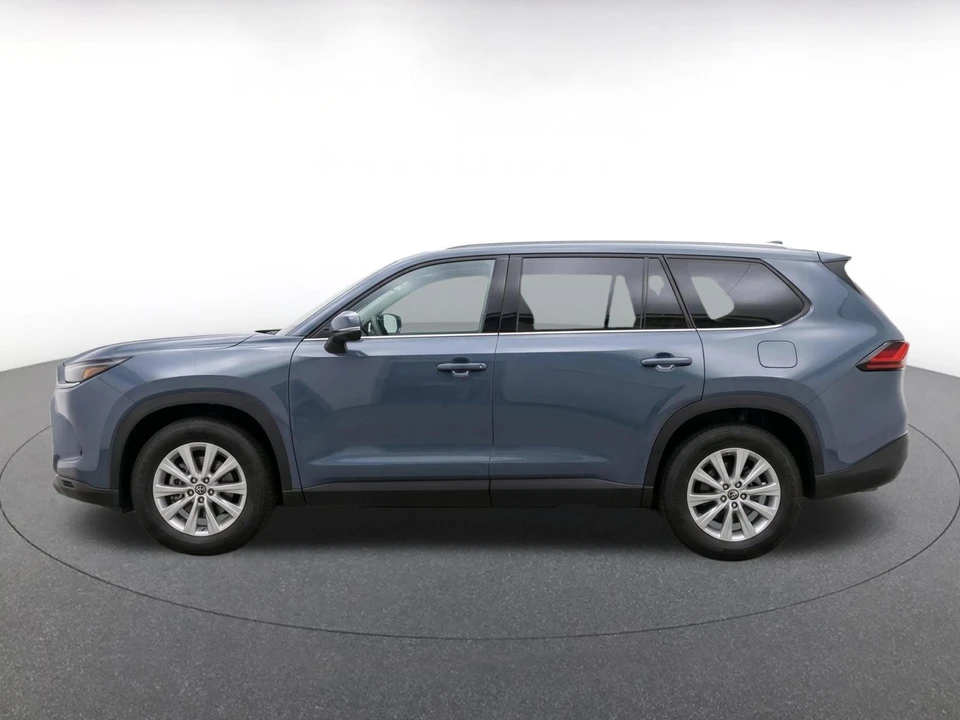 2025 Toyota - Image 4 of 18