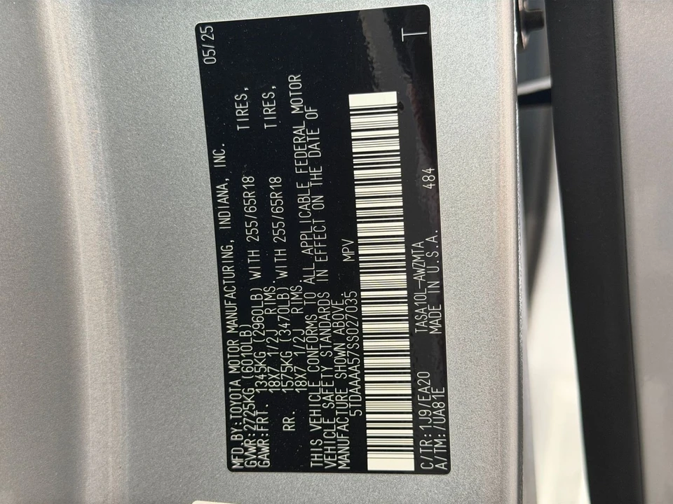 2025 Toyota Highlander - Image 26 of 31