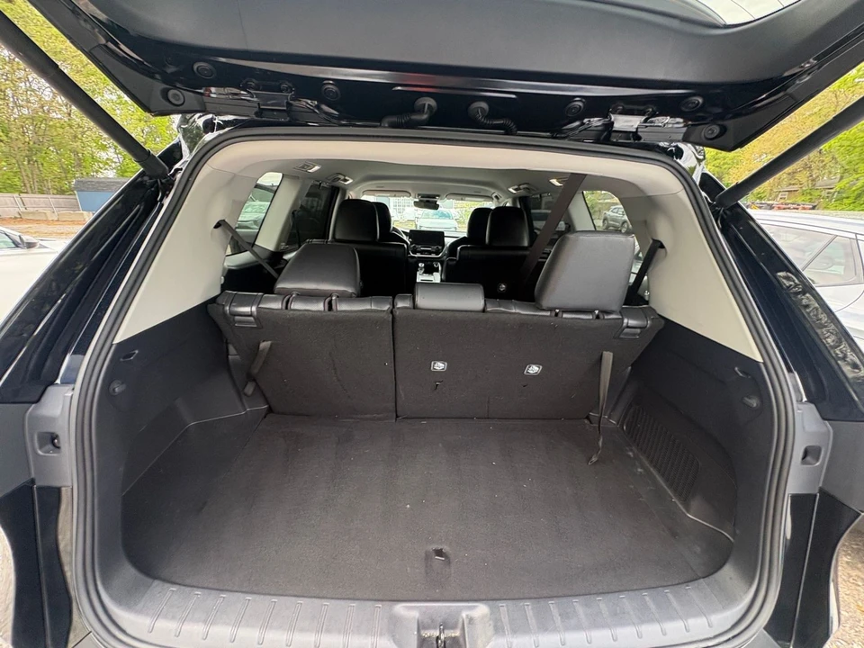 2025 Toyota Highlander - Image 31 of 31