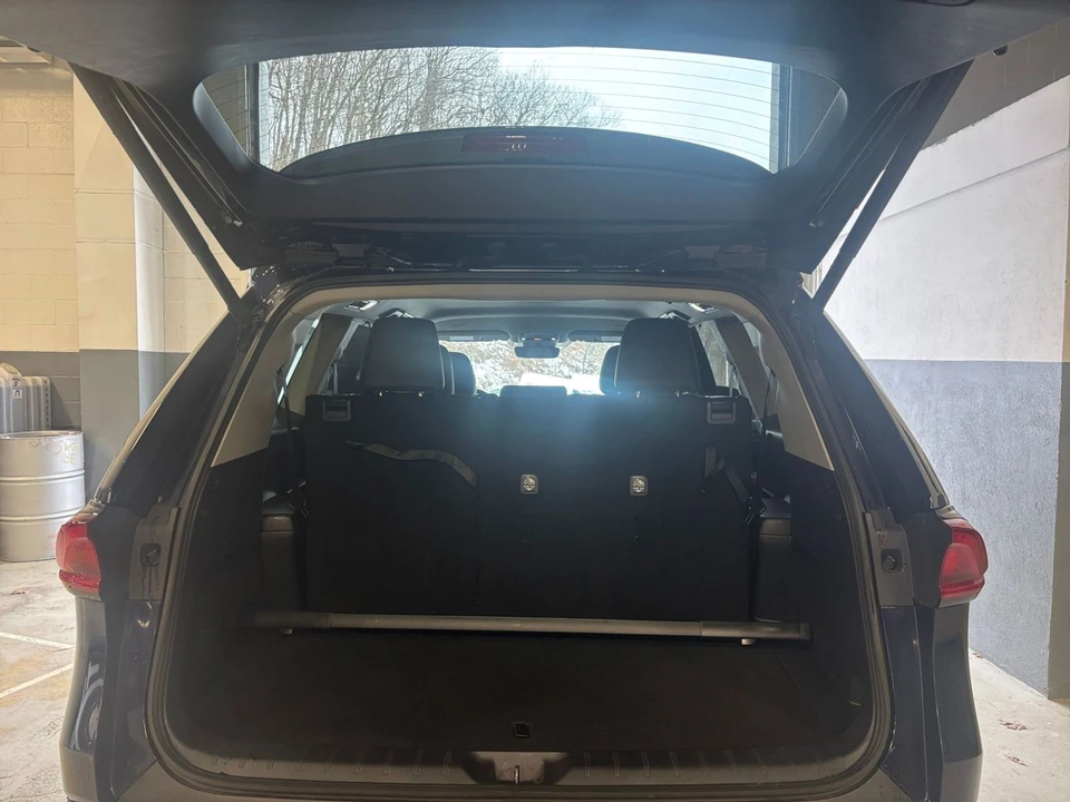 2025 Toyota Highlander - Image 28 of 31