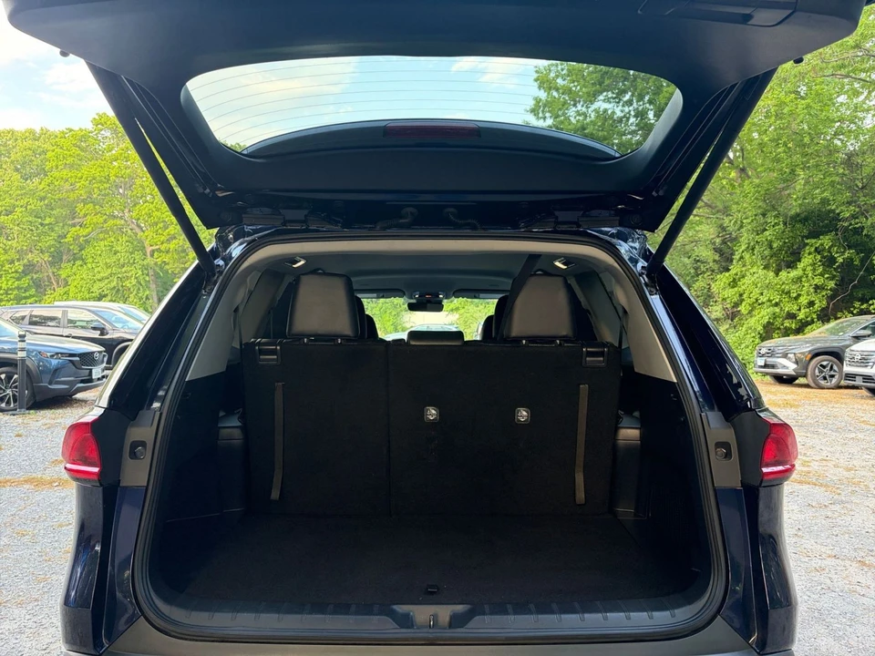 2025 Toyota Highlander - Image 30 of 31