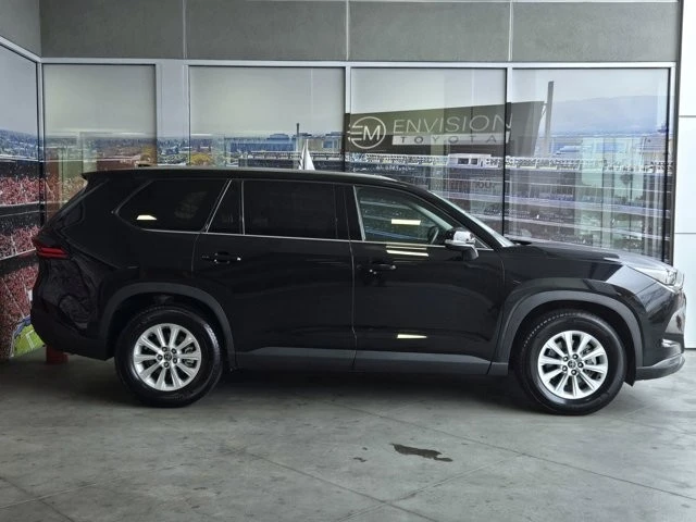 2025 Toyota Highlander - Image 4 of 12