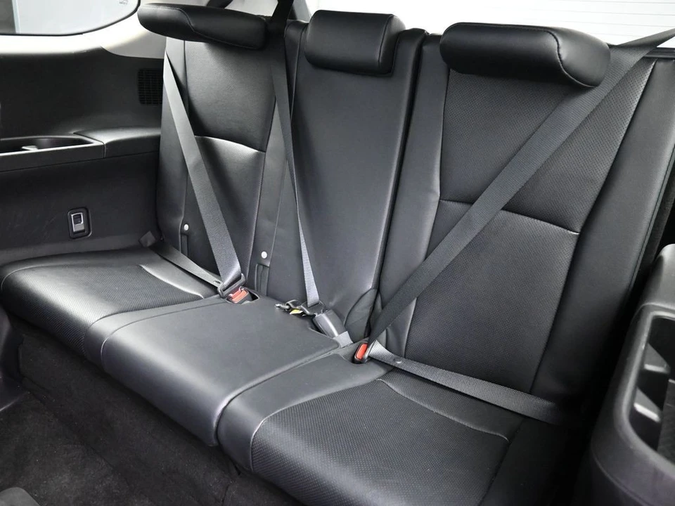 2025 Toyota Highlander - Image 20 of 21