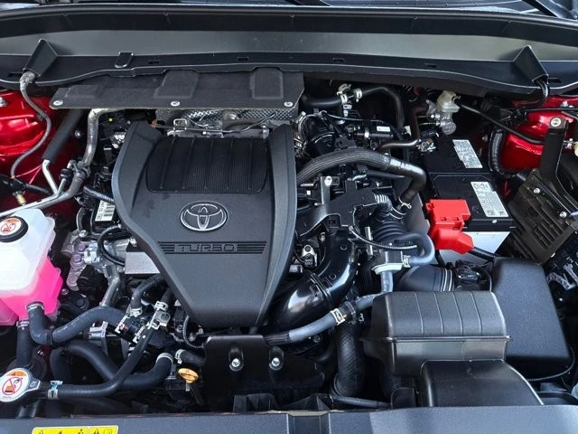 2025 Toyota Highlander - Image 27 of 28