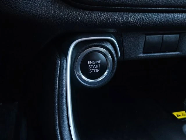 2025 Toyota Highlander - Image 20 of 28