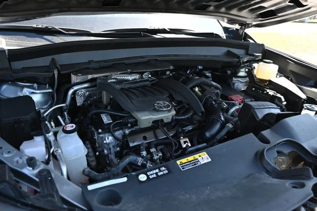 2025 Toyota Highlander - Image 15 of 16