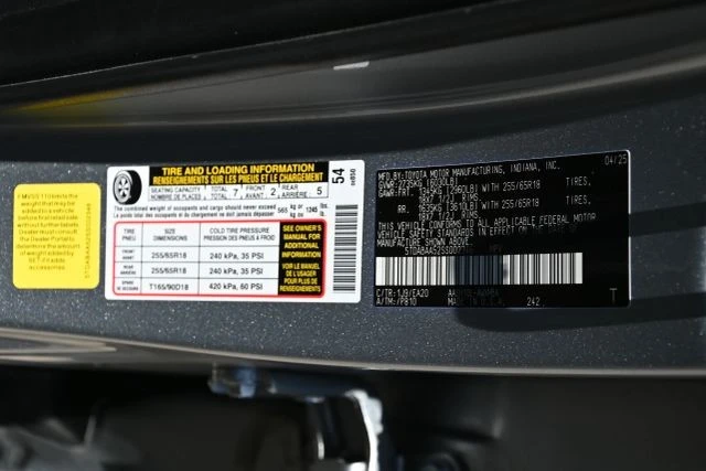 2025 Toyota Highlander - Image 20 of 20