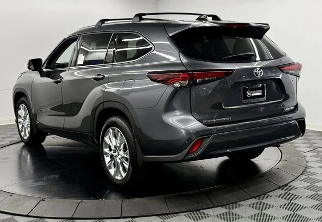 2025 Toyota Highlander - Image 12 of 12
