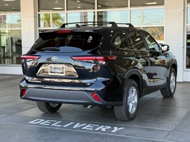 2025 Toyota Highlander - Image 11 of 12