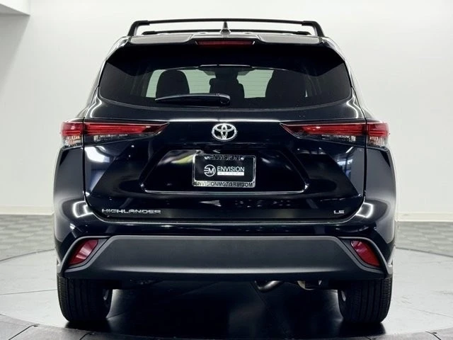 2025 Toyota Highlander - Image 9 of 12