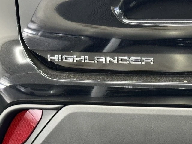 2025 Toyota Highlander - Image 11 of 12