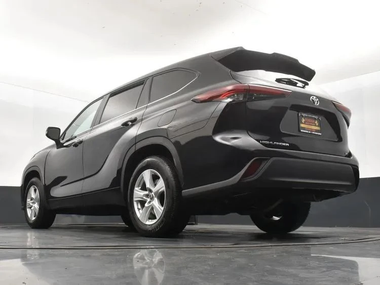 2025 Toyota Highlander - Image 12 of 12
