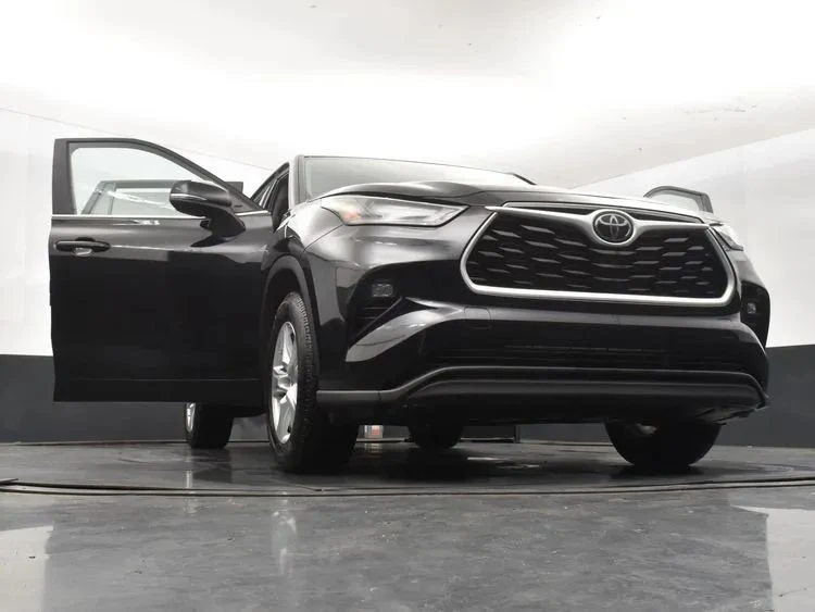 2025 Toyota Highlander - Image 11 of 12