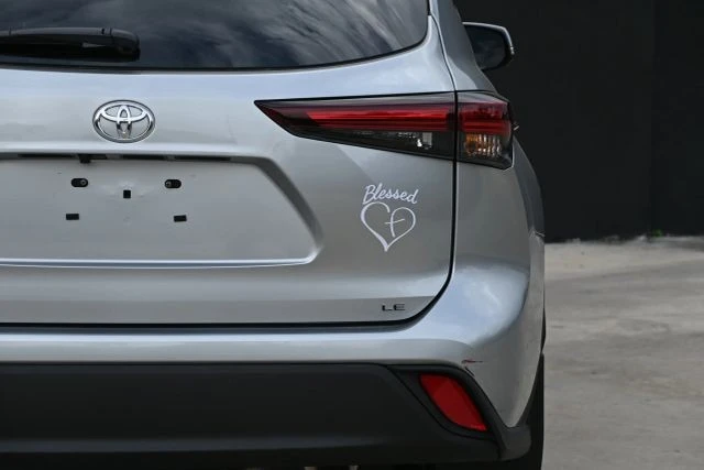2025 Toyota Highlander - Image 10 of 21