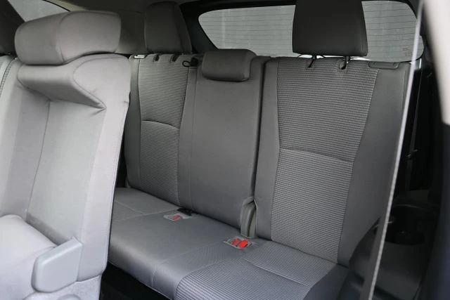 2025 Toyota Highlander - Image 20 of 21