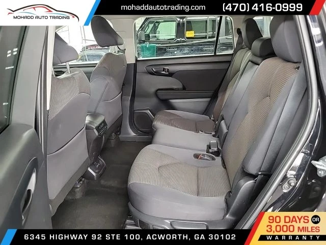 2025 Toyota Highlander - Image 11 of 16