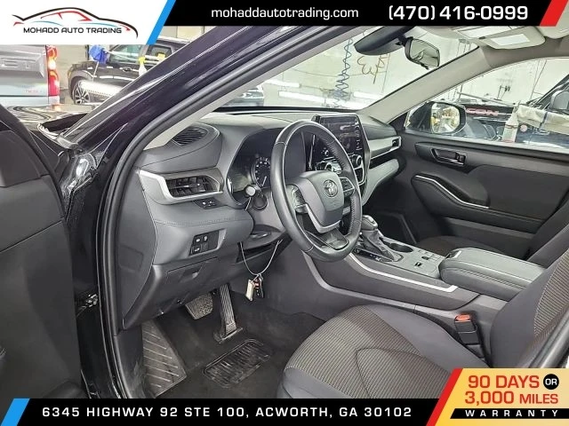 2025 Toyota Highlander - Image 7 of 16