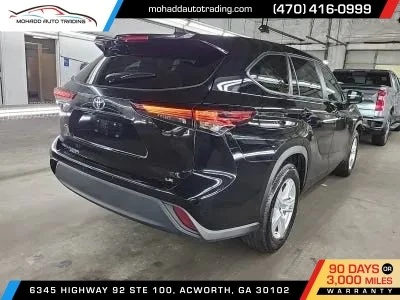 2025 Toyota Highlander - Image 4 of 16