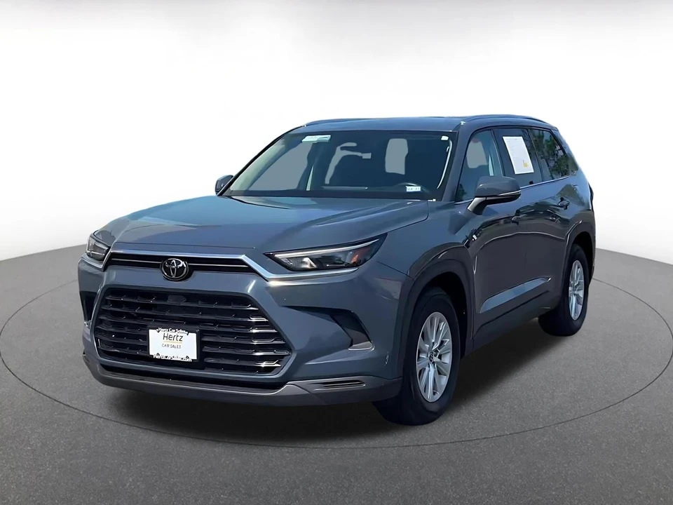 2025 Toyota Highlander - Image 4 of 31