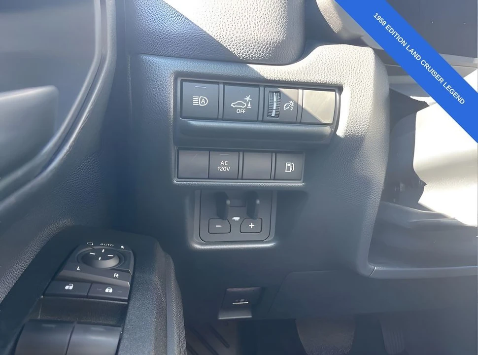 2025 Toyota J250 Land Cruiser Prado - Image 22 of 31