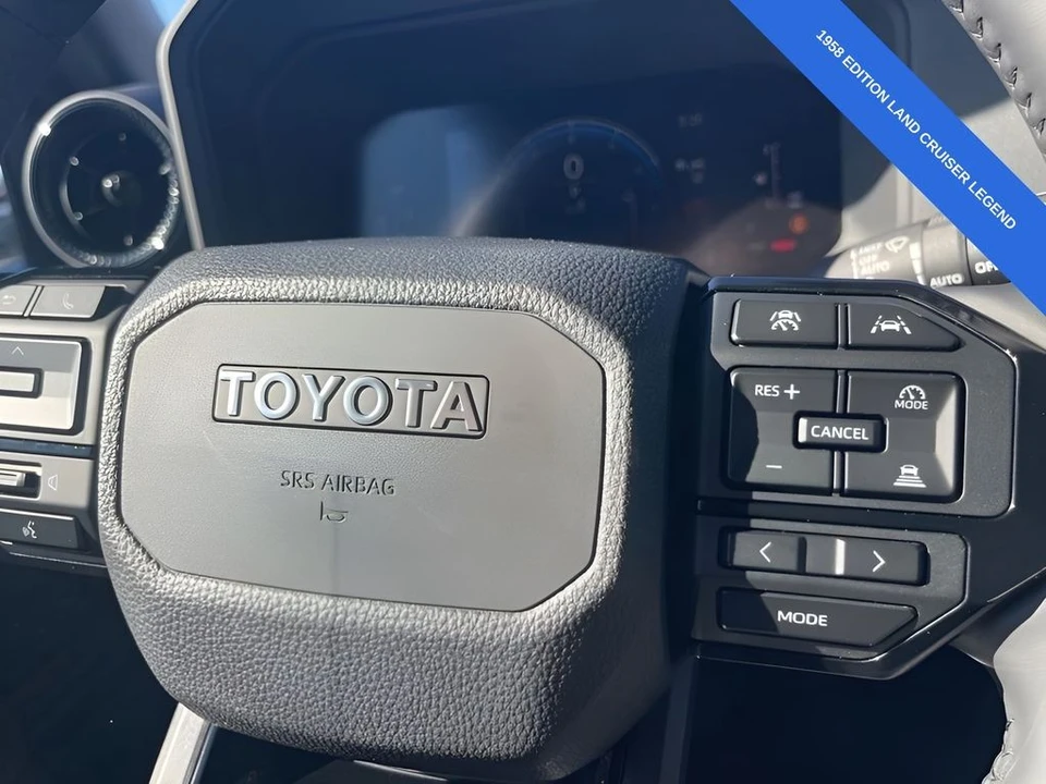 2025 Toyota J250 Land Cruiser Prado - Image 16 of 31