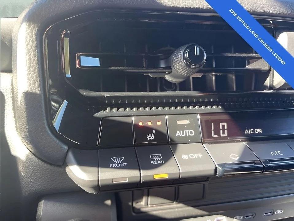 2025 Toyota J250 Land Cruiser Prado - Image 21 of 31