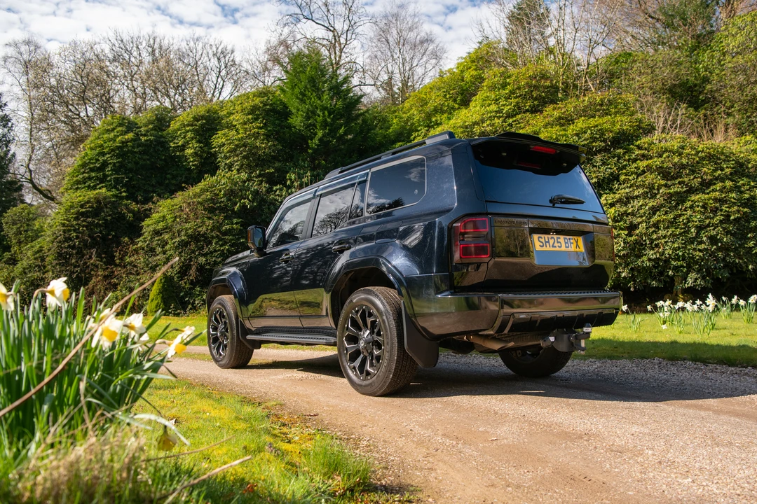 2025 Toyota J250 Land Cruiser Prado - Image 5 of 31
