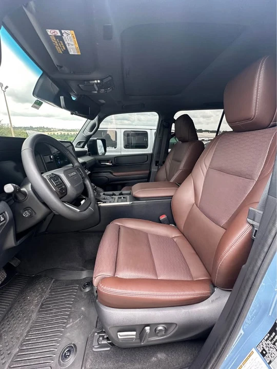 2025 Toyota J250 Land Cruiser Prado - Image 8 of 9