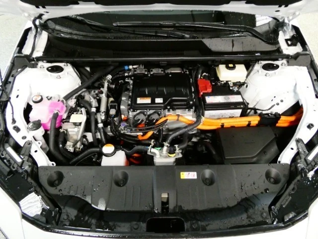 2025 Toyota - Image 16 of 17