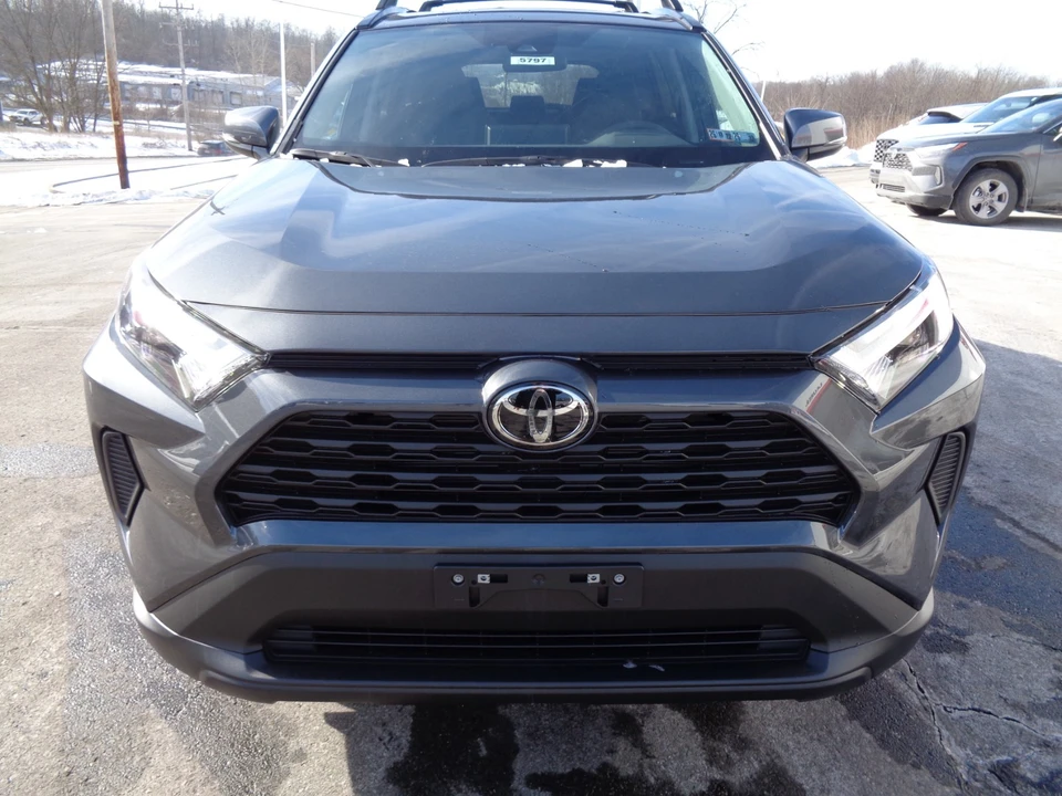 2025 Toyota RAV4 5th Gen - Image 9 of 21