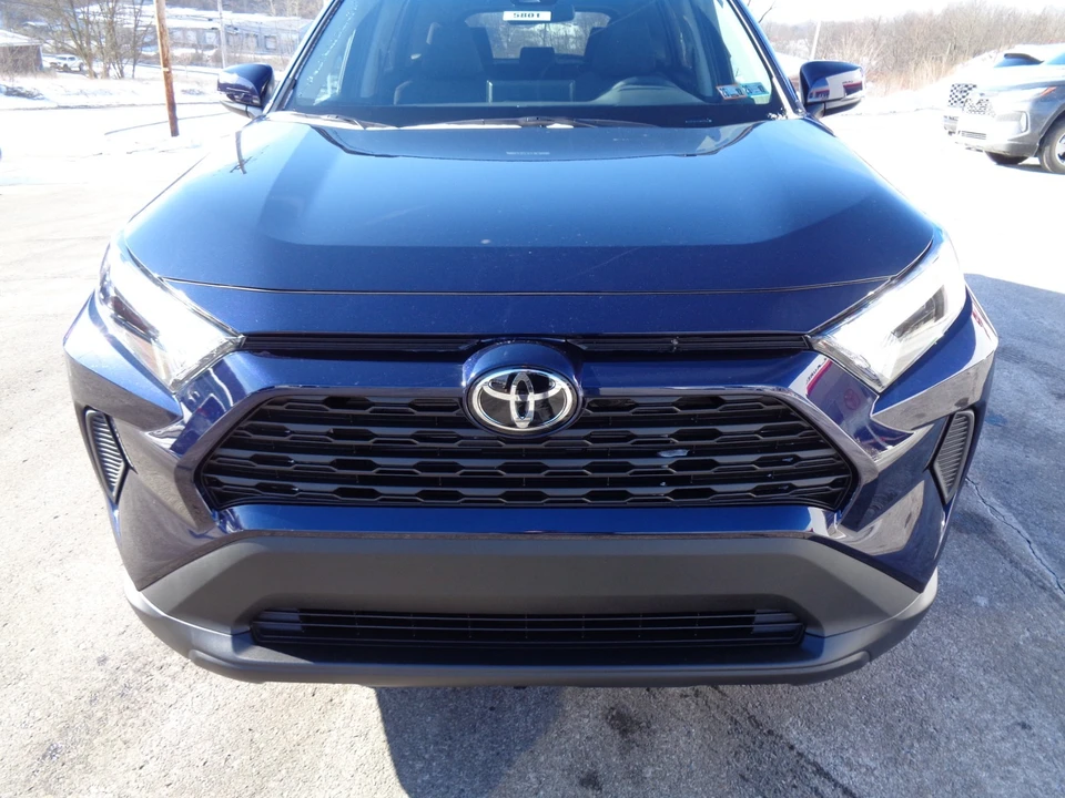 2025 Toyota RAV4 5th Gen - Image 9 of 21