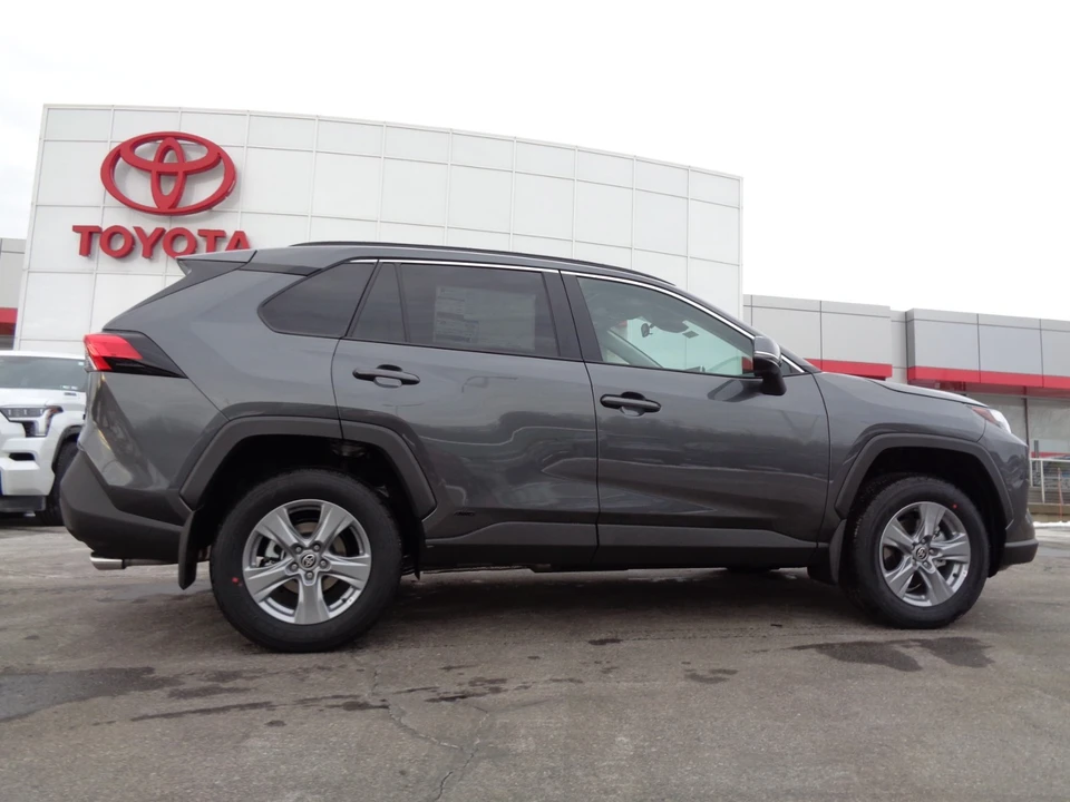2025 Toyota RAV4 5th Gen - Image 3 of 21