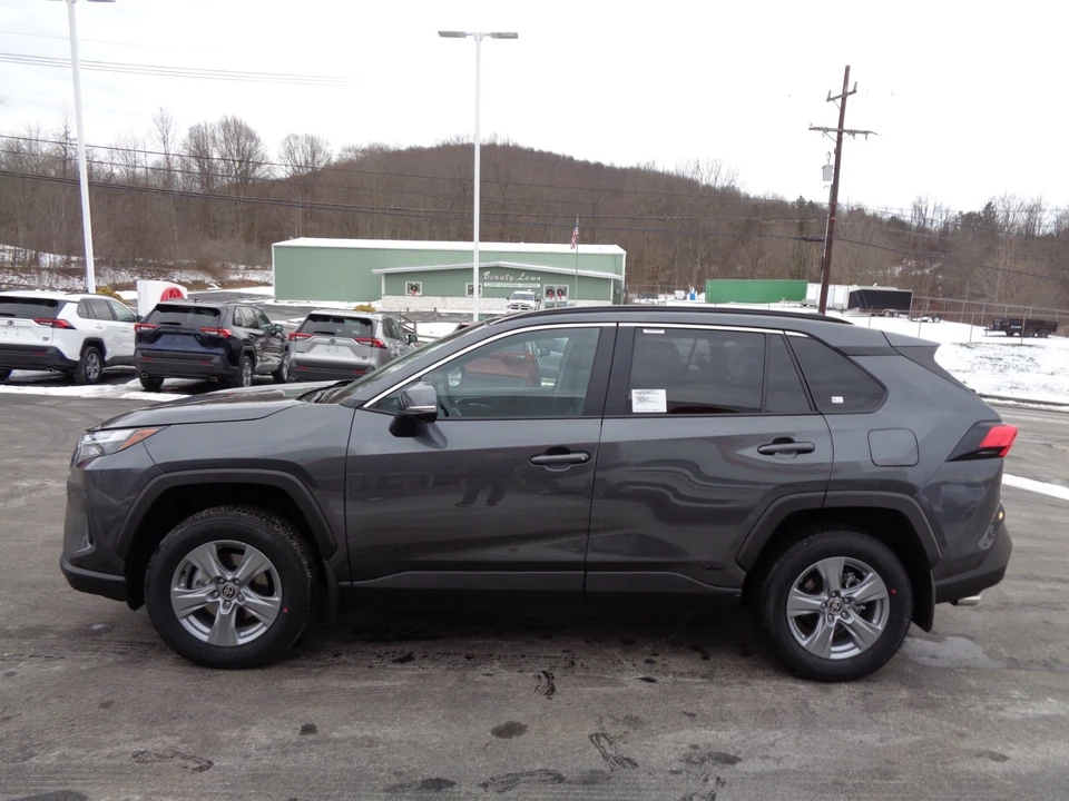 2025 Toyota RAV4 5th Gen - Image 7 of 21