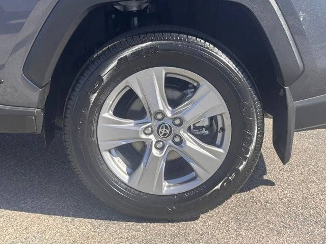 2025 Toyota RAV4 5th Gen - Image 14 of 21